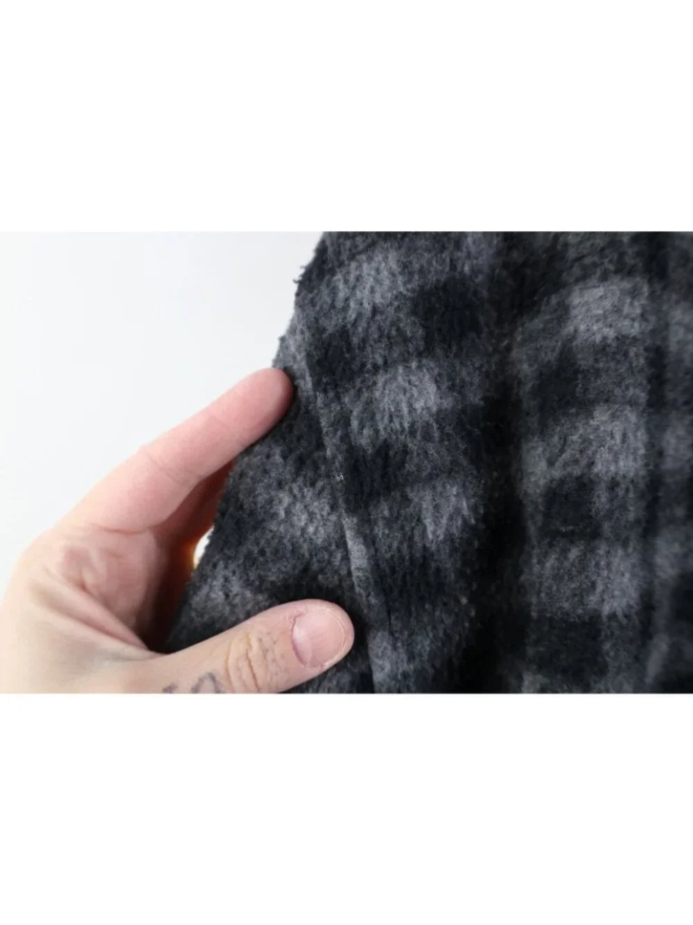 Vintage 90s Streetwear Mens Medium Boxy Fit Checkered Fleece Half Zip Sweater
